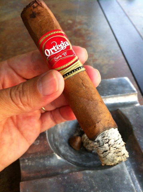 Ortega Serie D #10 Natural Belicoso cigar review