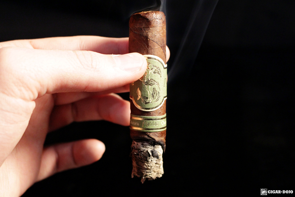 Matilde Oscura cigar review smoke