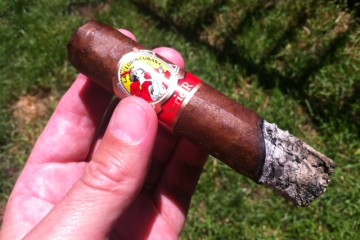 La Gloria Serie R #3 cigar review