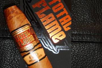 Total Flame Bright Line 8-Ball Cigar Review