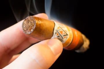 AVO Syncro Nicaragua Fogata Short Torpedo cigar review