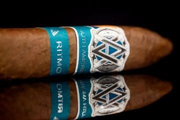 AVO Syncro South America Ritmo Torpedo Largo cigar review