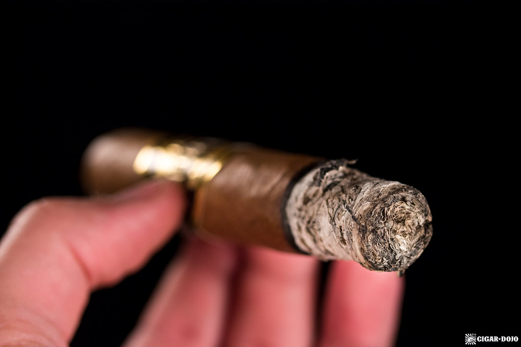 MoyaRuiz Il Ridotto Biribi cigar ash