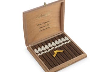Davidoff Selección 702 Limited Edition 2009 50th Anniversary cigar box open