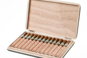 Dunbarton Tobacco & Trust Sin Compromiso