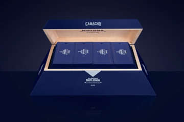 Camacho Diploma Special Selection 11/18 box open