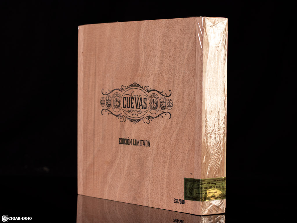 Casa Cuevas Edicion Limitada Habano Flacos cigar box