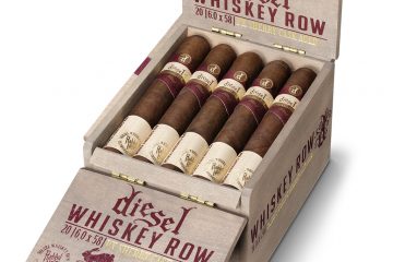 Diesel Whiskey Row Sherry Cask cigar box open
