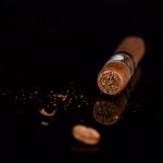 Casdagli Basilica A Toro cigar head cut cap