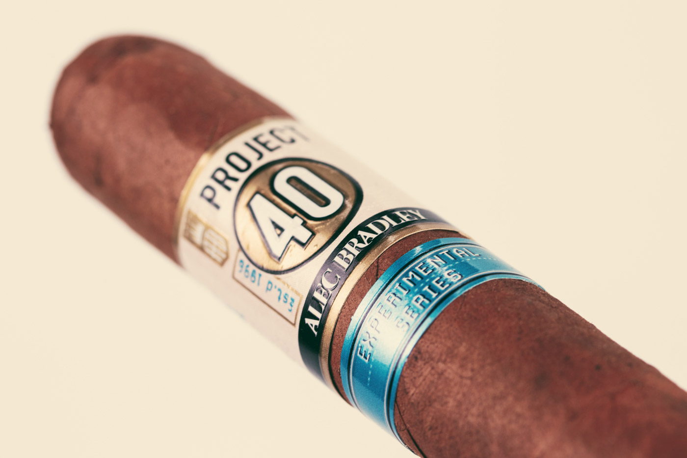 Alec Bradley Project 40 Robusto cigar review