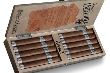 Diesel Crucible cigar box open