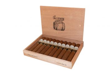 Single Cask Nation 2021 cigar box open