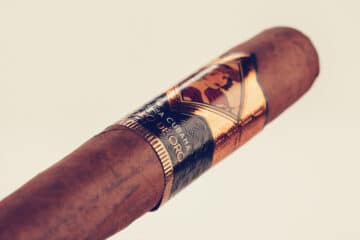 La Gloria Cubana Criollo de Oro Toro cigar review
