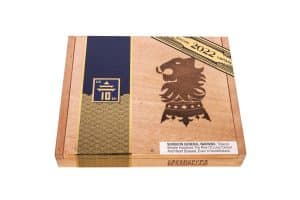Undercrown Dojo Dogma 10th Anniversary box closed