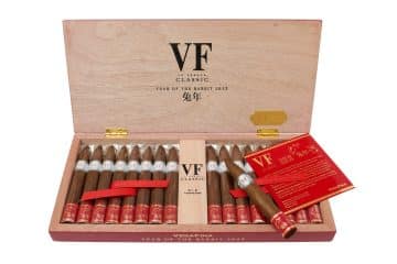 VegaFina Year of the Rabbit 2023 cigar box open