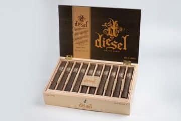 Diesel Vintage Series cigar box open