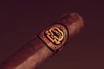 Asylum 867 Auntie Petite Corona cigar review