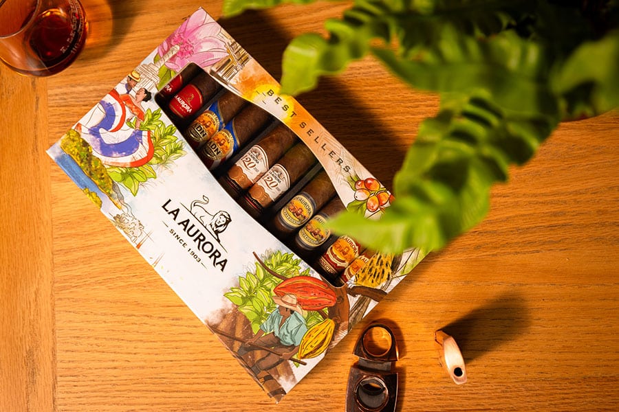 La Aurora Announces 