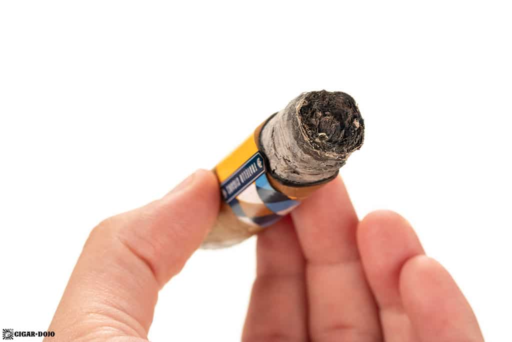 Fratello Arlequín Connecticut Robusto cigar ash