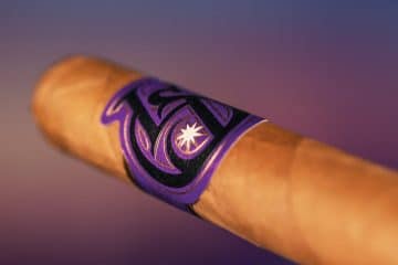 Los Statos Deluxe Connecticut Robusto cigar review