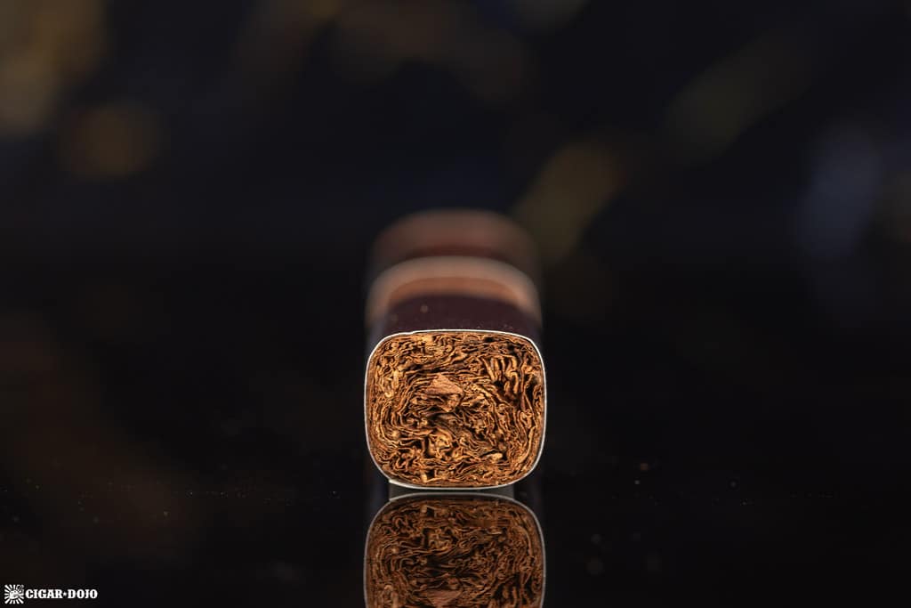 OZ Family Cigars Karatoba Robusto cigar foot