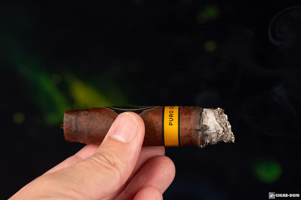 is it legal to mail cigarettes You've got mailbut is it safe?  Know what is allowed in the mail  system before you send it! When in doubt, ask! Anything from paint or  varnishes, aerosol cans, matches, or