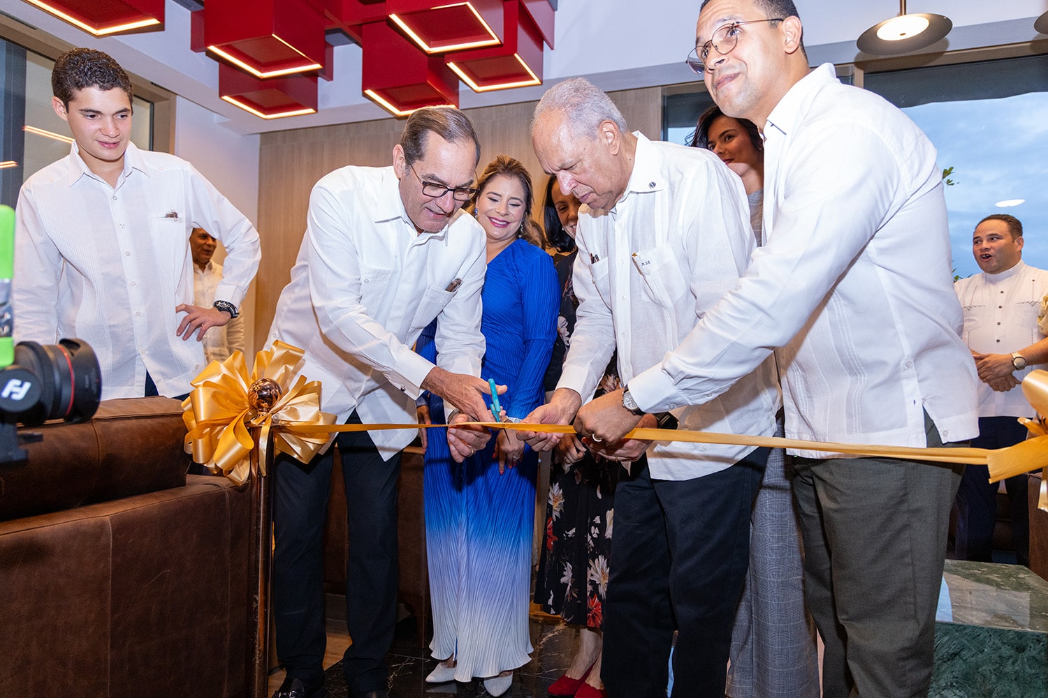 La Aurora Opens New Cigar Lounge In Santiago La Aurora Cigar Lounge Santiago ribbon sutting